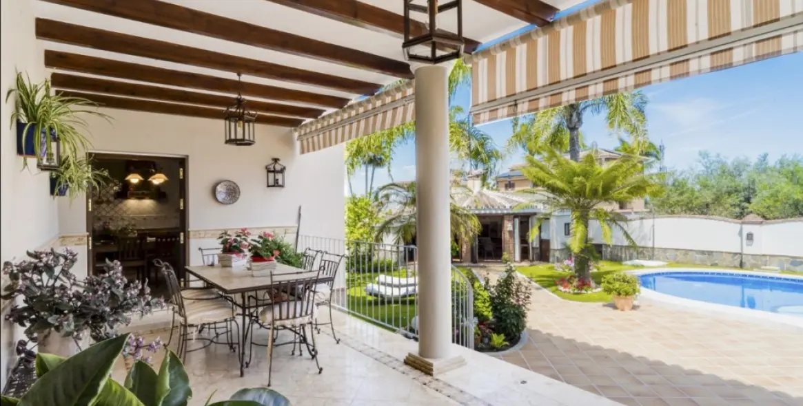 Продажа  отдельно стоящей виллы в Alhaurín el Grande 10