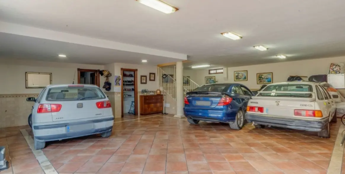 Sale of detached villa in Alhaurín el Grande 43