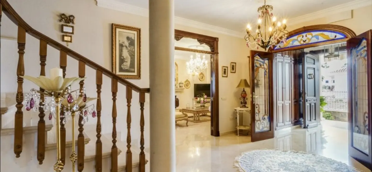 Продажа  отдельно стоящей виллы в Alhaurín el Grande 4