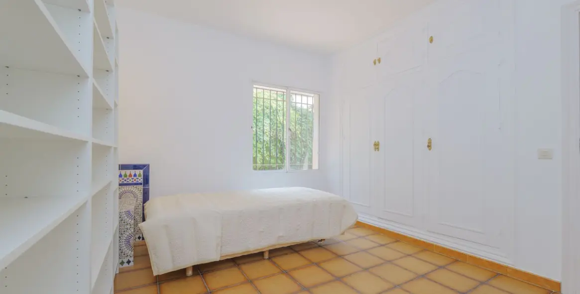 Продажа  отдельно стоящей виллы в Marbella 42