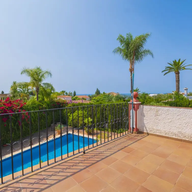 Продажа  отдельно стоящей виллы в Marbella