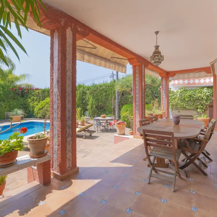 Продажа  отдельно стоящей виллы в Marbella