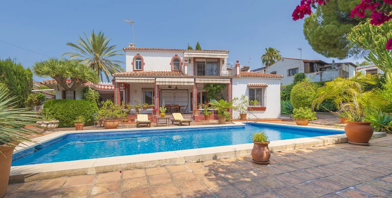 Sale of detached villa in Marbella 15