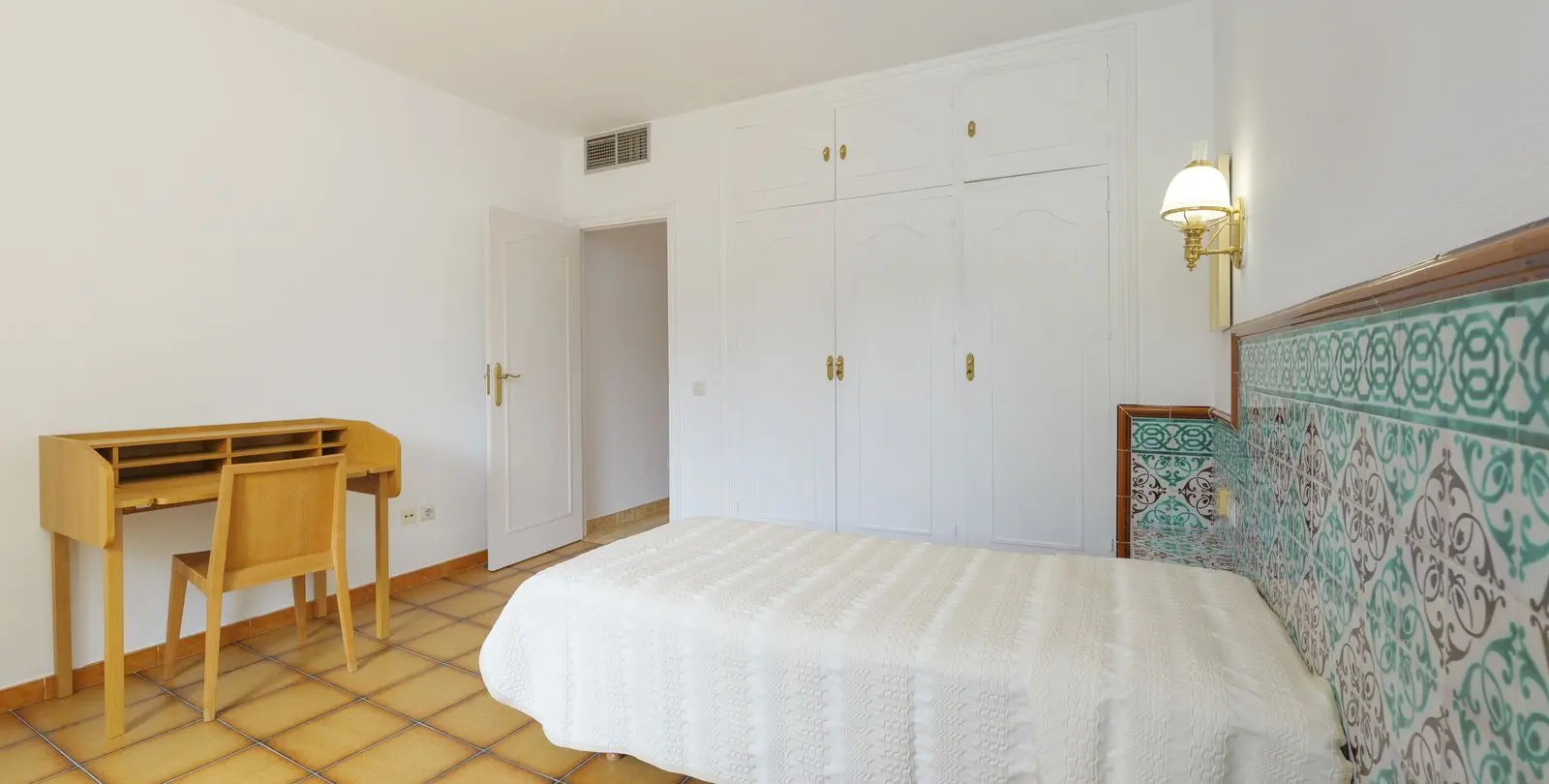 Sale of detached villa in Marbella 20