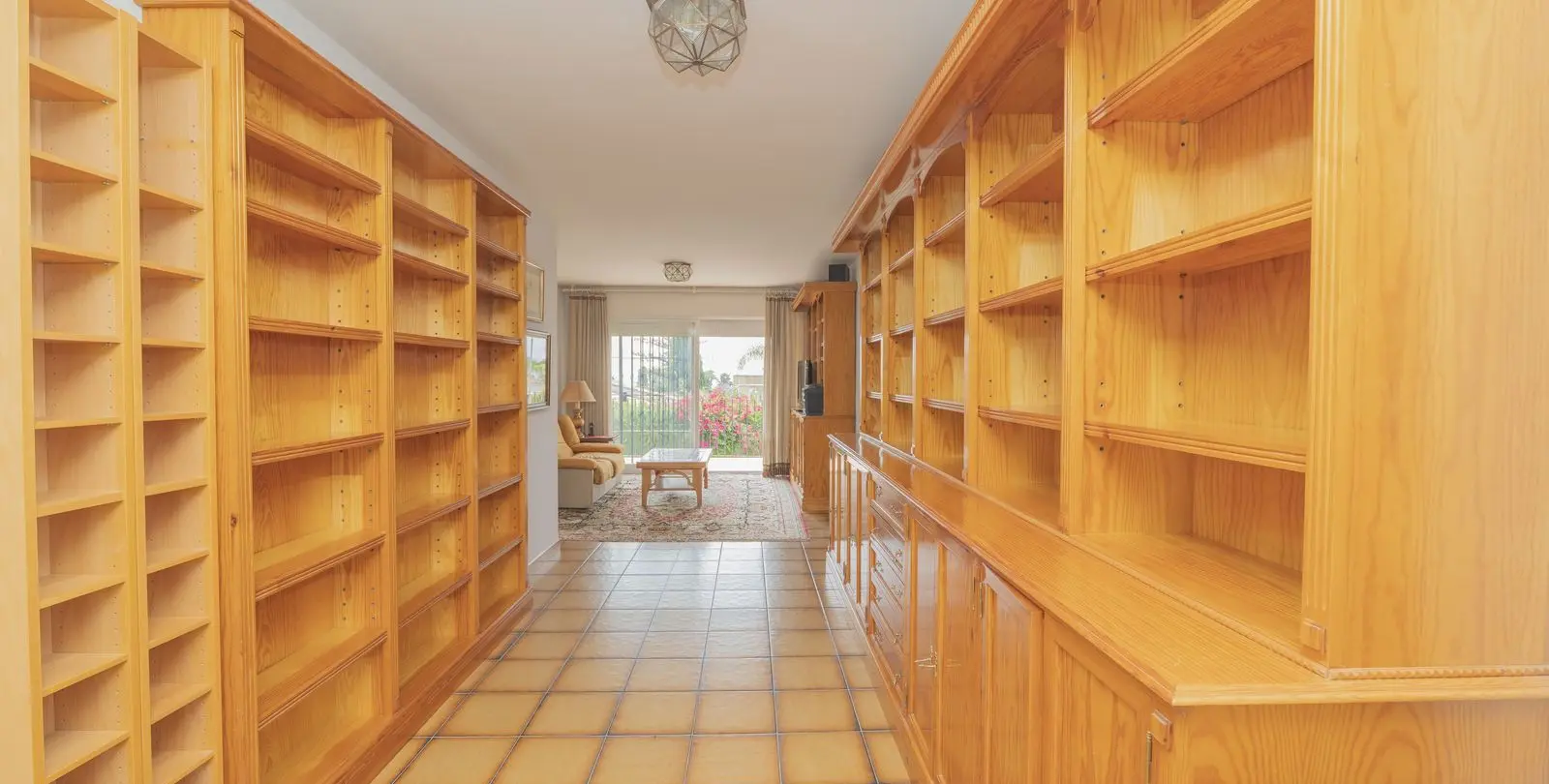 Sale of detached villa in Marbella 45