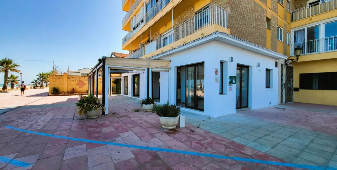 Продажа ресторана в San Luis de Sabinillas 1