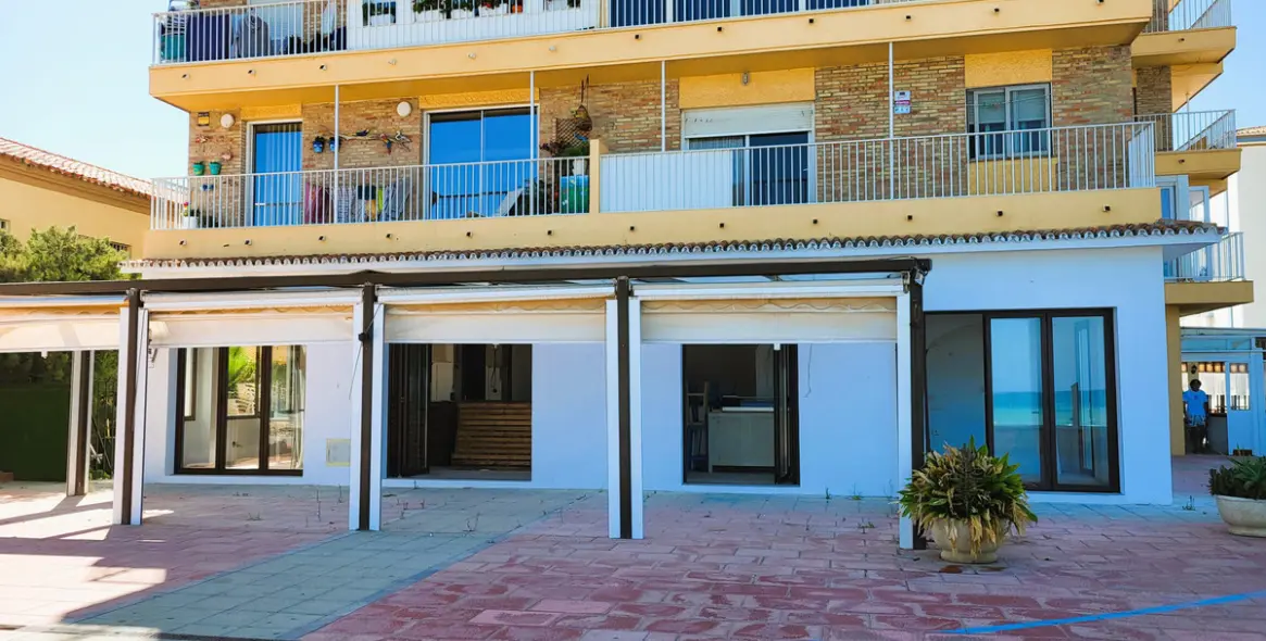 Продажа ресторана в San Luis de Sabinillas 2