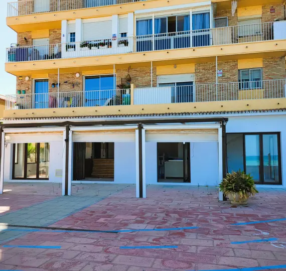 Продажа ресторана в San Luis de Sabinillas