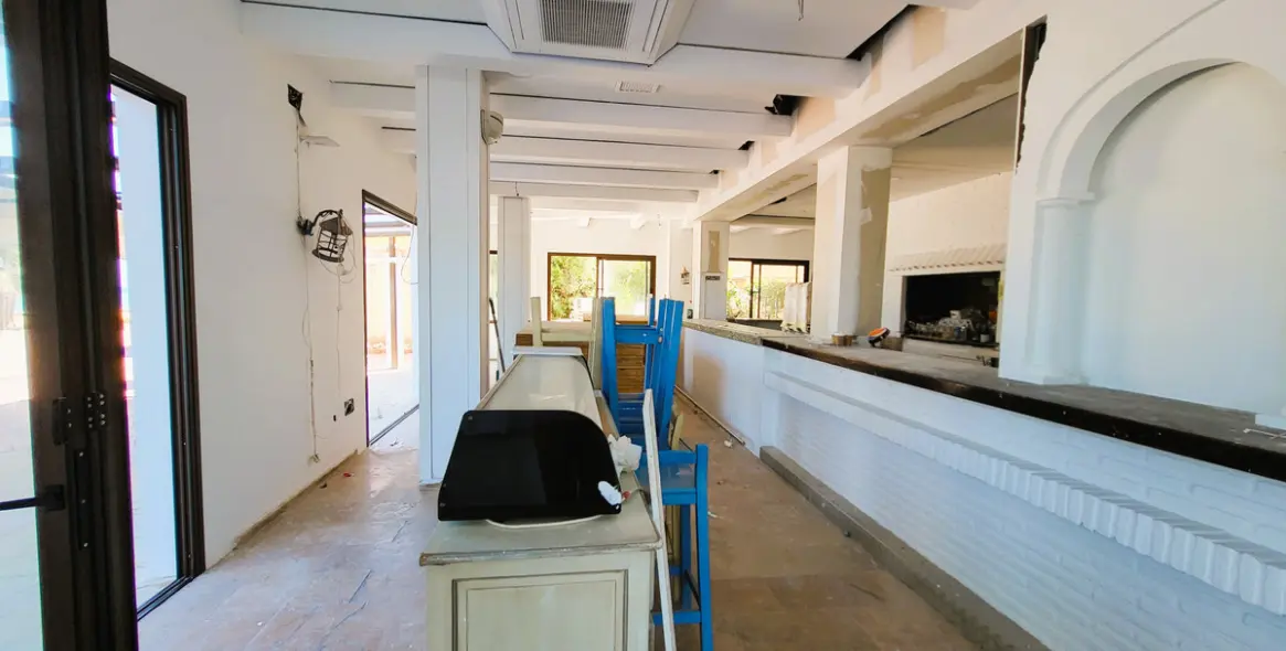 Продажа ресторана в San Luis de Sabinillas 4