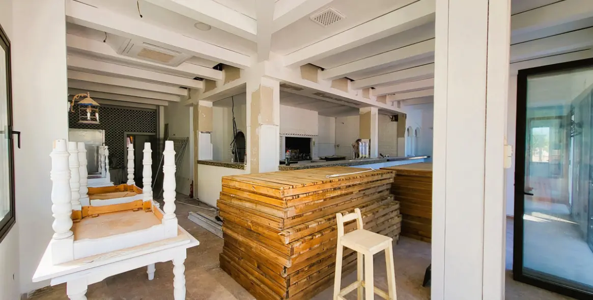 Продажа ресторана в San Luis de Sabinillas 6