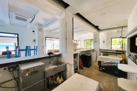 Image 7 thumb