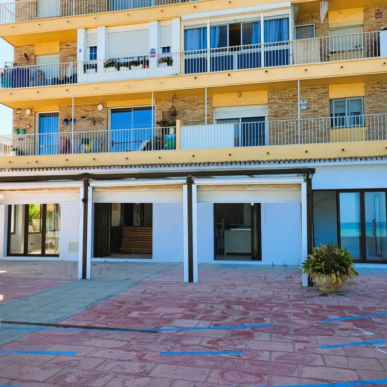 Продажа ресторана в San Luis de Sabinillas