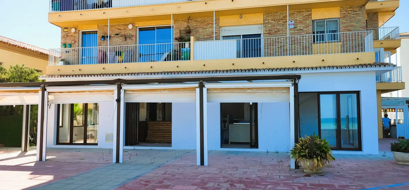Продажа ресторана в San Luis de Sabinillas 1