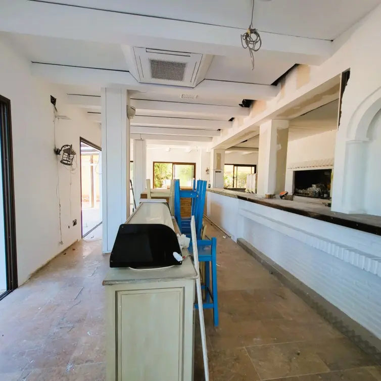 Продажа ресторана в San Luis de Sabinillas