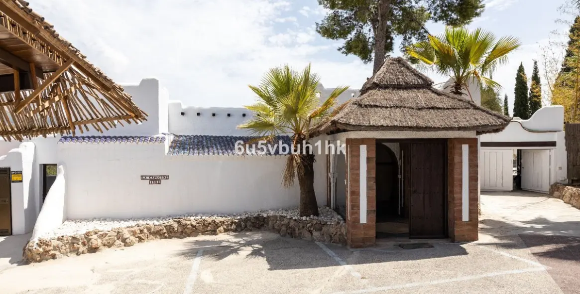 Продажа  отдельно стоящей виллы в Carretera de Mijas - Baja 5