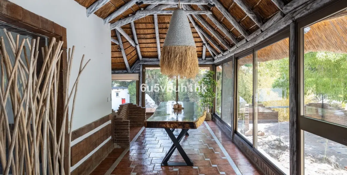 Продажа  отдельно стоящей виллы в Carretera de Mijas - Baja 8