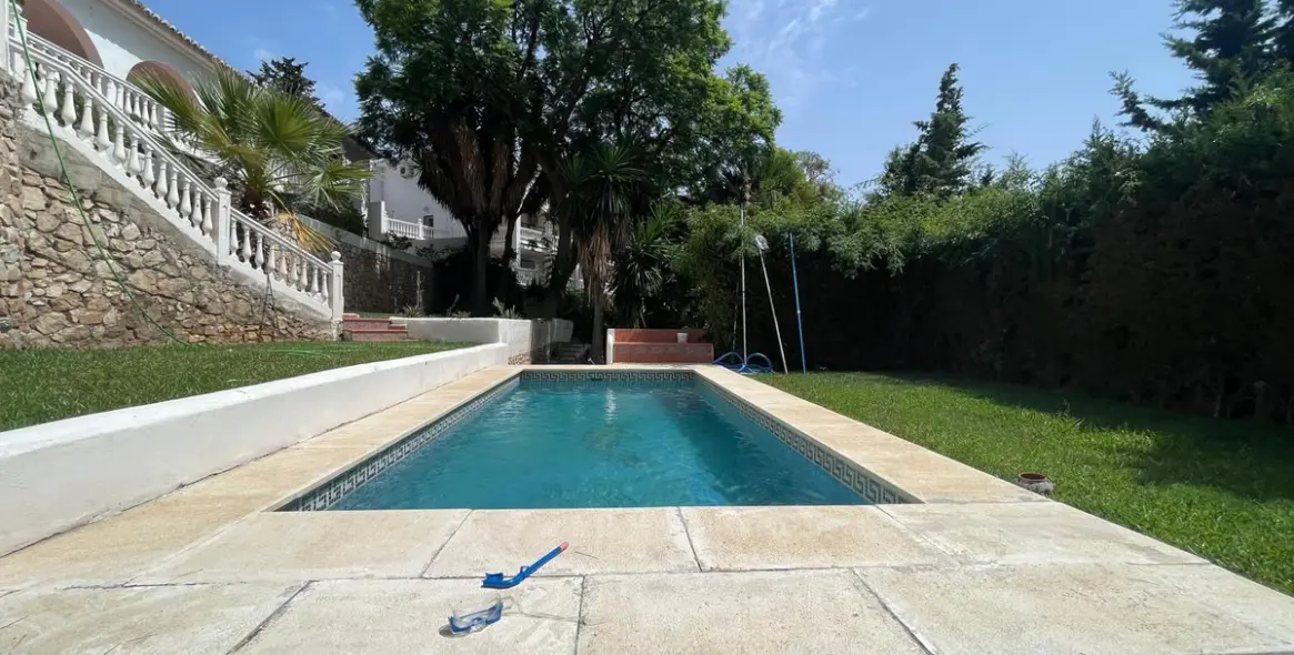 Sale of detached villa in Torremuelle 7