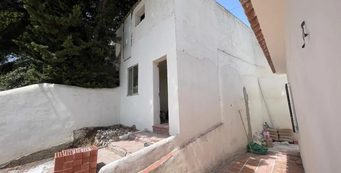 Sale of detached villa in Torremuelle 22