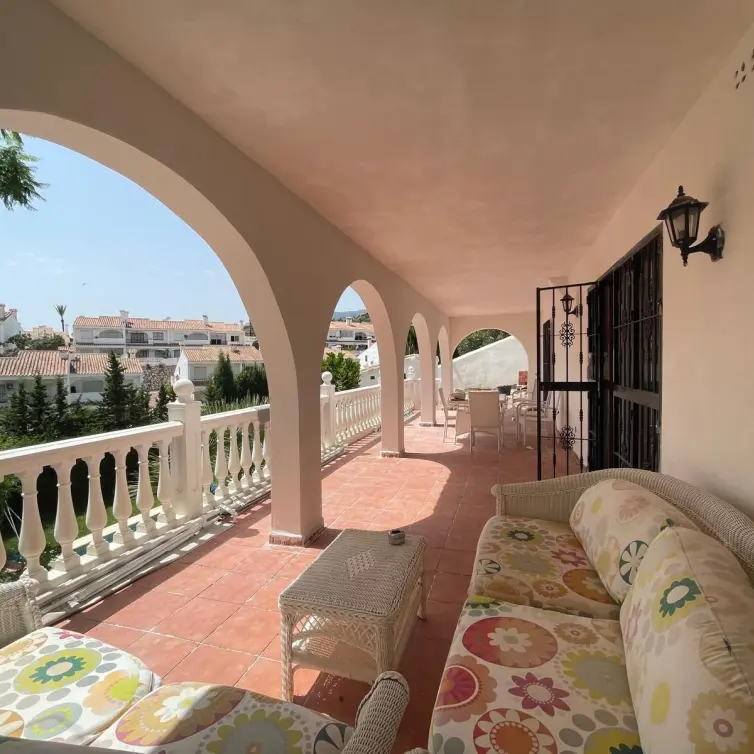Sale of detached villa in Torremuelle