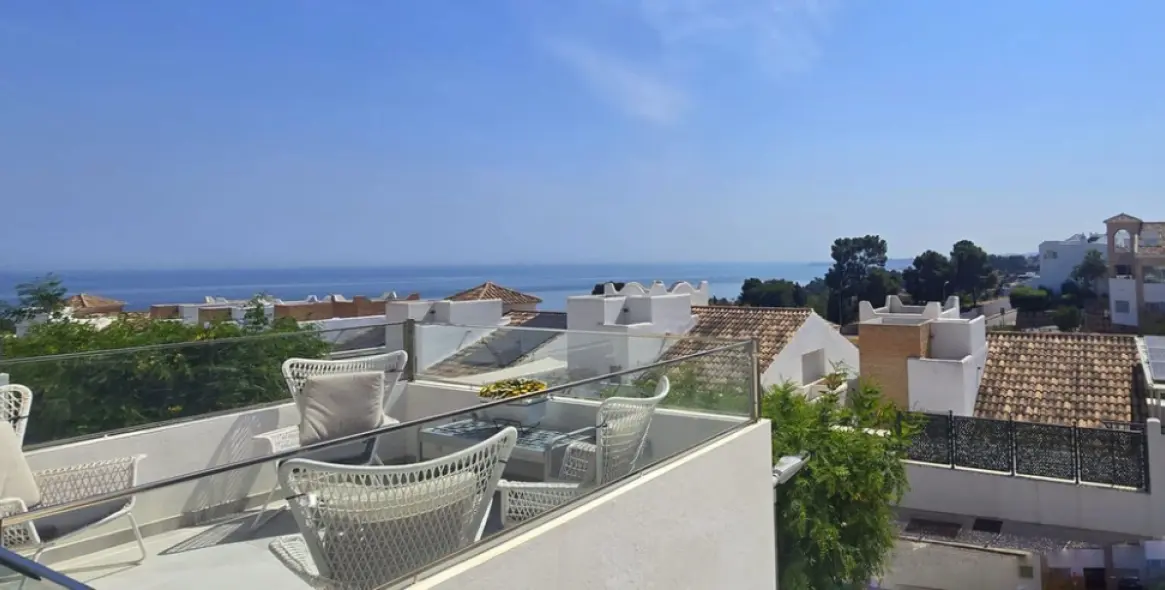 Sale of detached villa in Benalmadena Pueblo 1