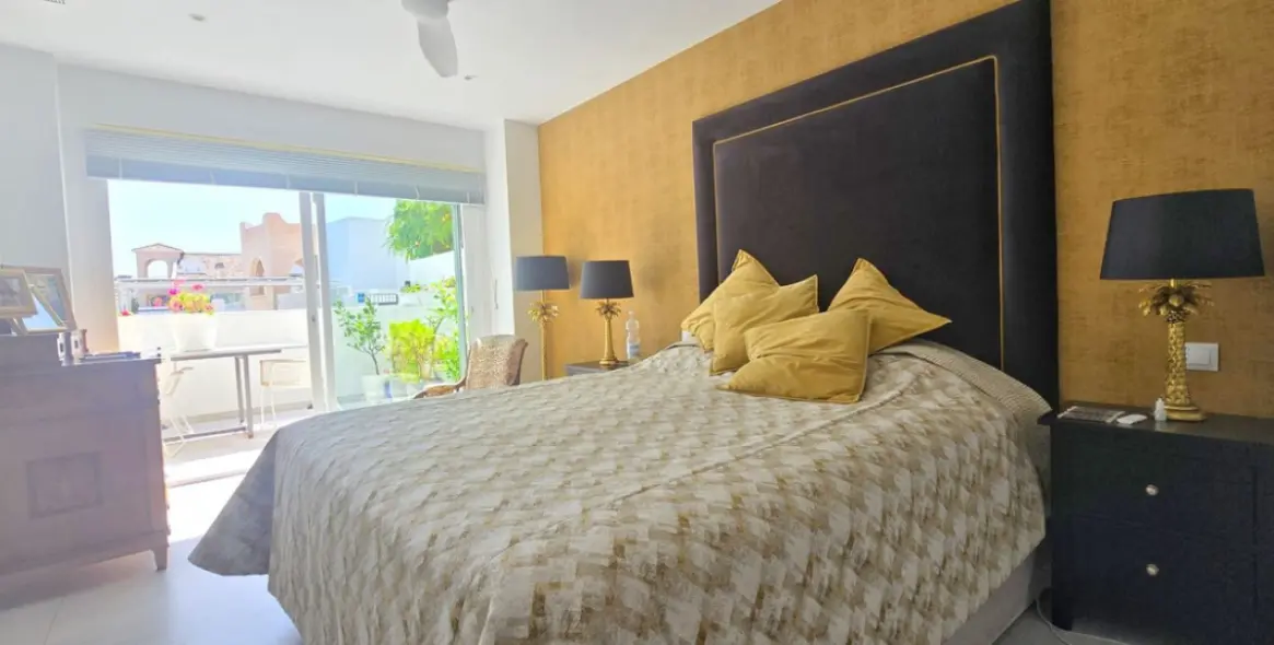 Sale of detached villa in Benalmadena Pueblo 28