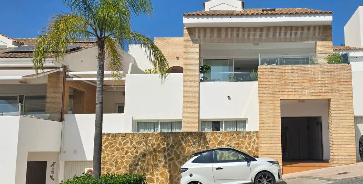 Sale of detached villa in Benalmadena Pueblo 37