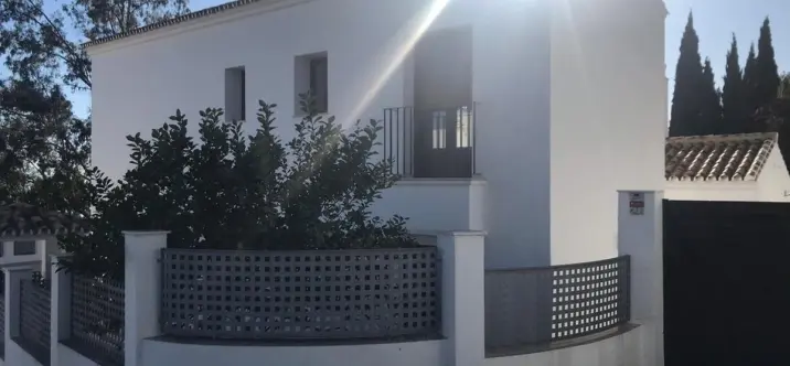 Продажа дома на две семьи в Benalmadena 3