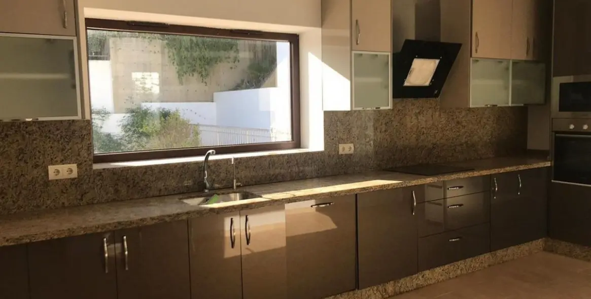 Sale of semi-detached house in Benalmadena 13