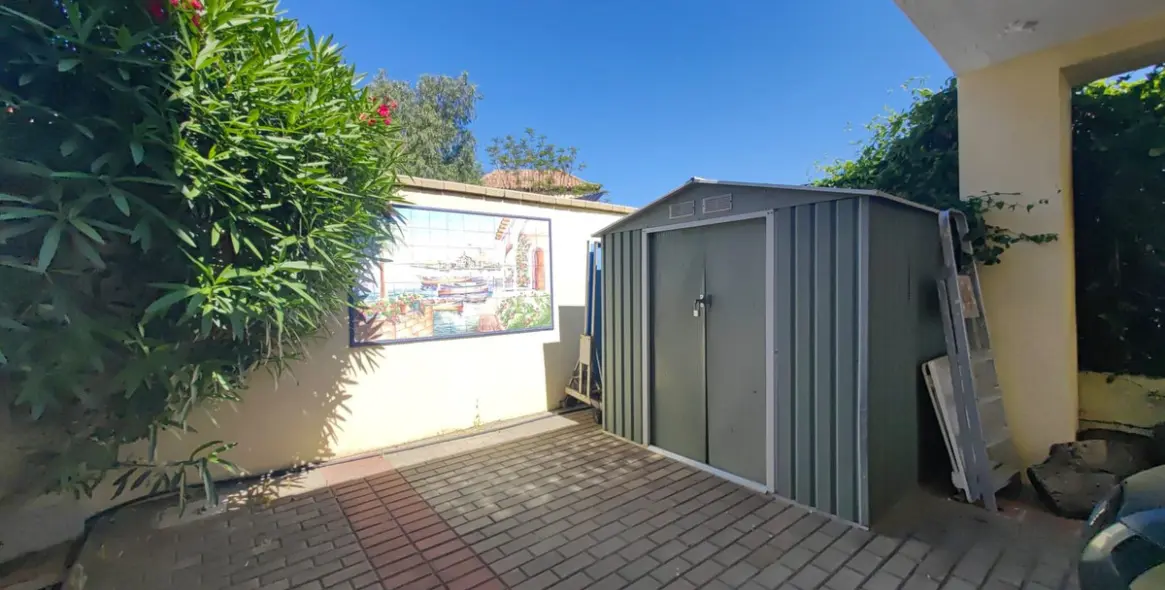 Sale of detached villa in Estepona 62