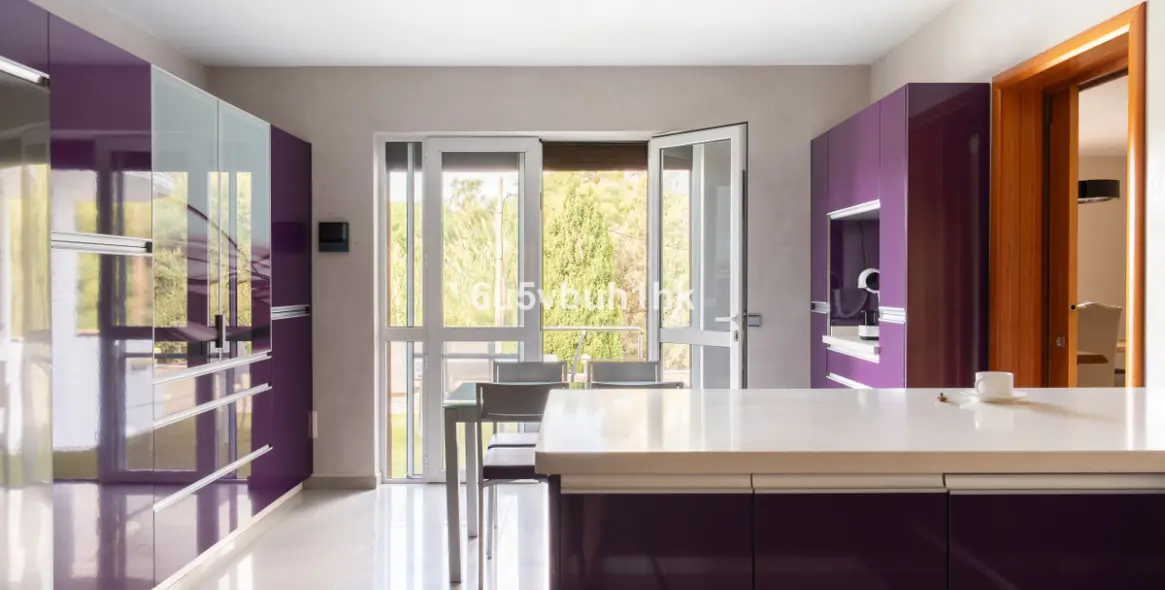 Sale of detached villa in Benalmadena 18