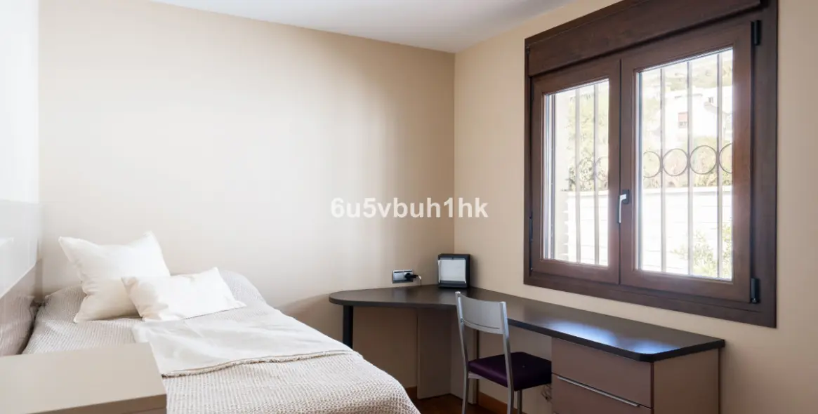 Sale of detached villa in Benalmadena 24