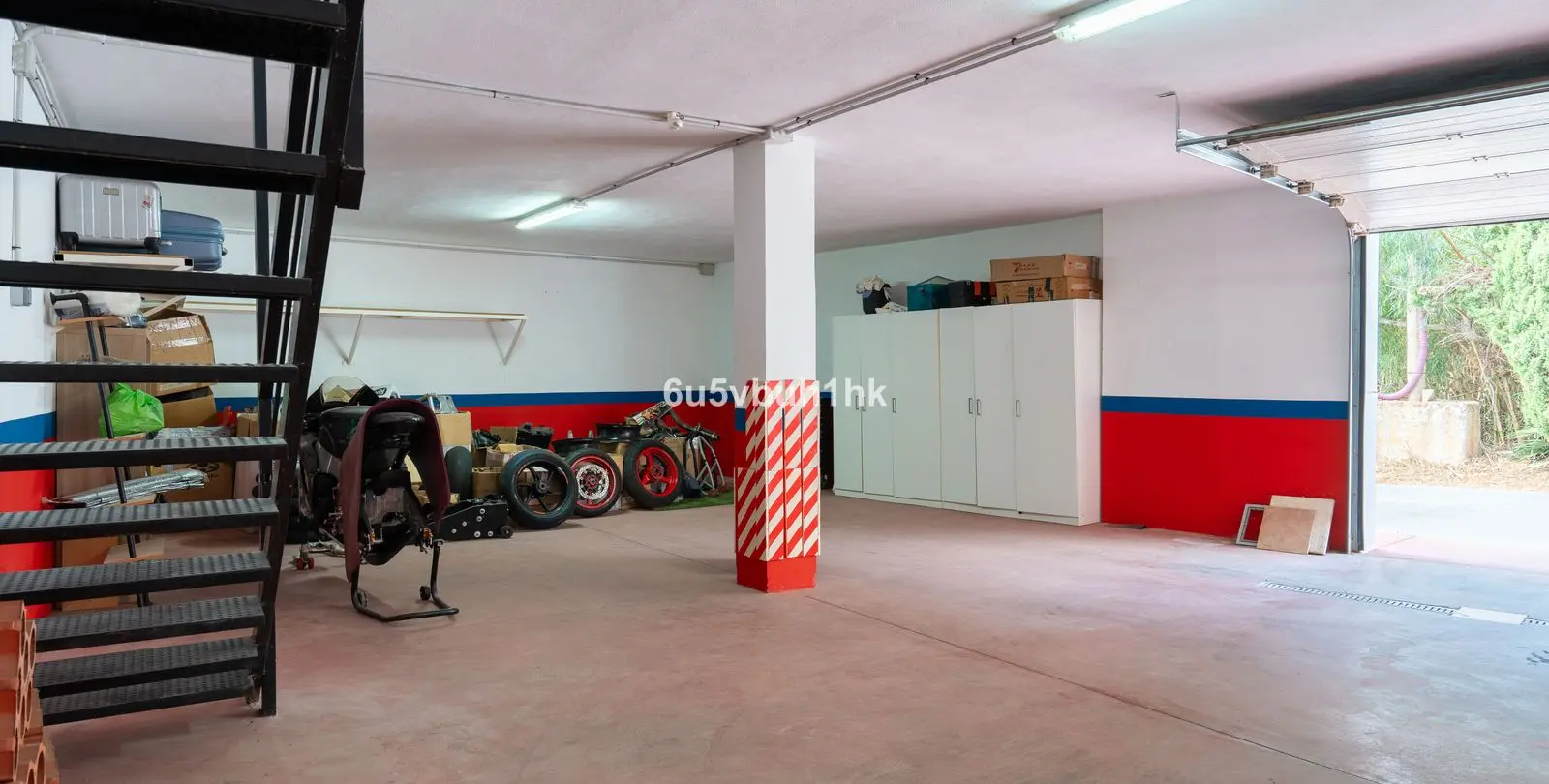 Продажа  отдельно стоящей виллы в Benalmadena 31
