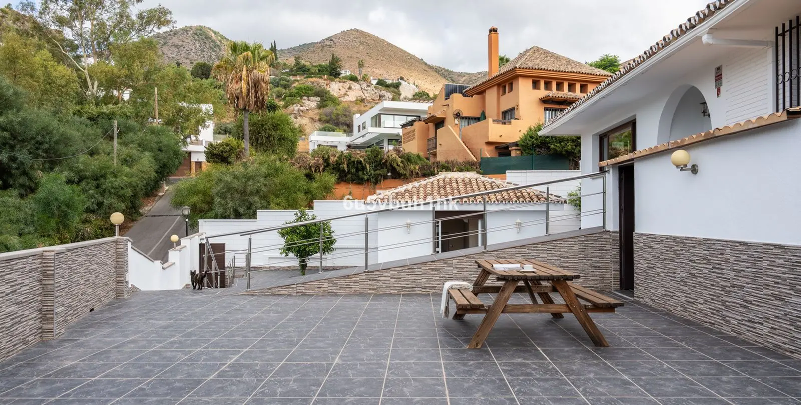Продажа  отдельно стоящей виллы в Benalmadena 36