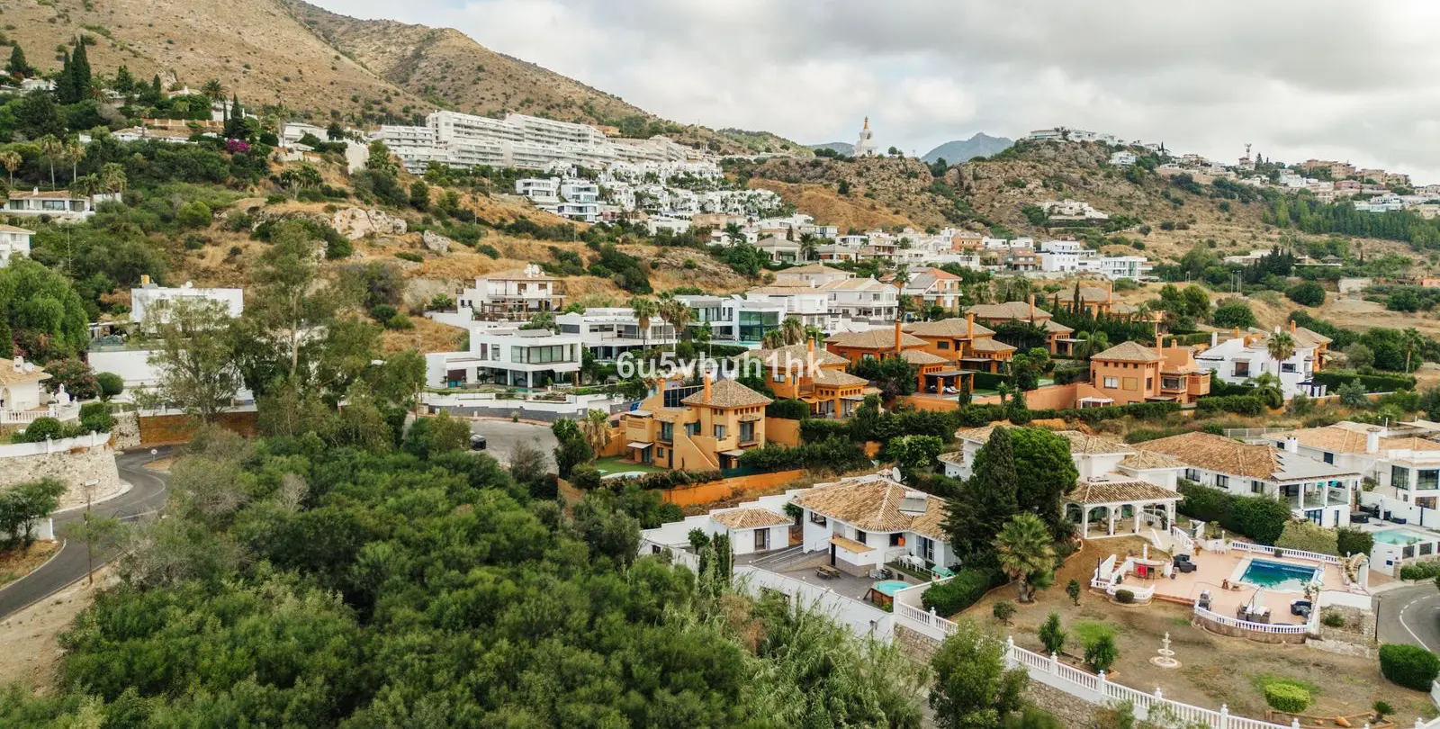 Продажа  отдельно стоящей виллы в Benalmadena 41