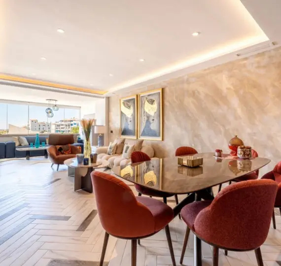 Sale of middle floor apartment in Puerto Banús