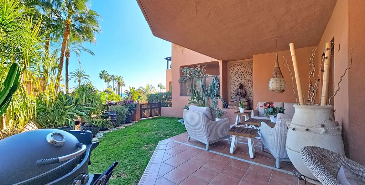 Sale of ground floor apartment in Estepona (district Estepona) 2