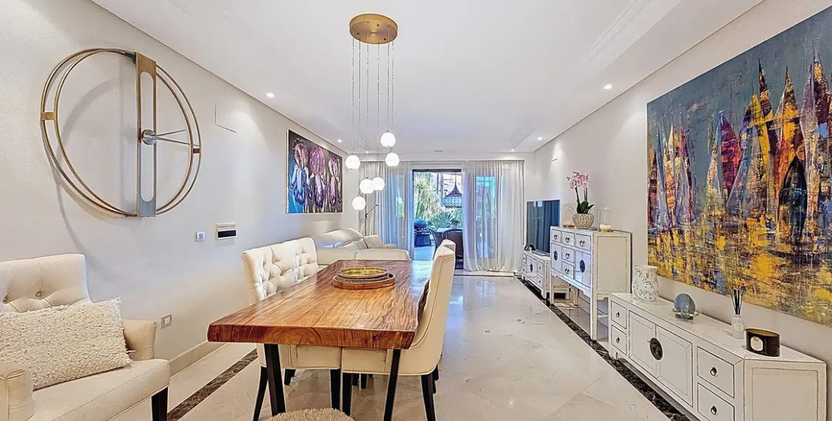 Sale of ground floor apartment in Estepona (district Estepona) 5