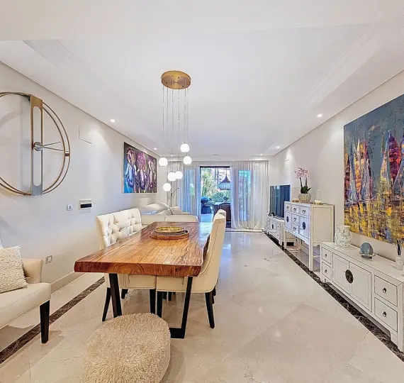 Ground floor apartment R5225458