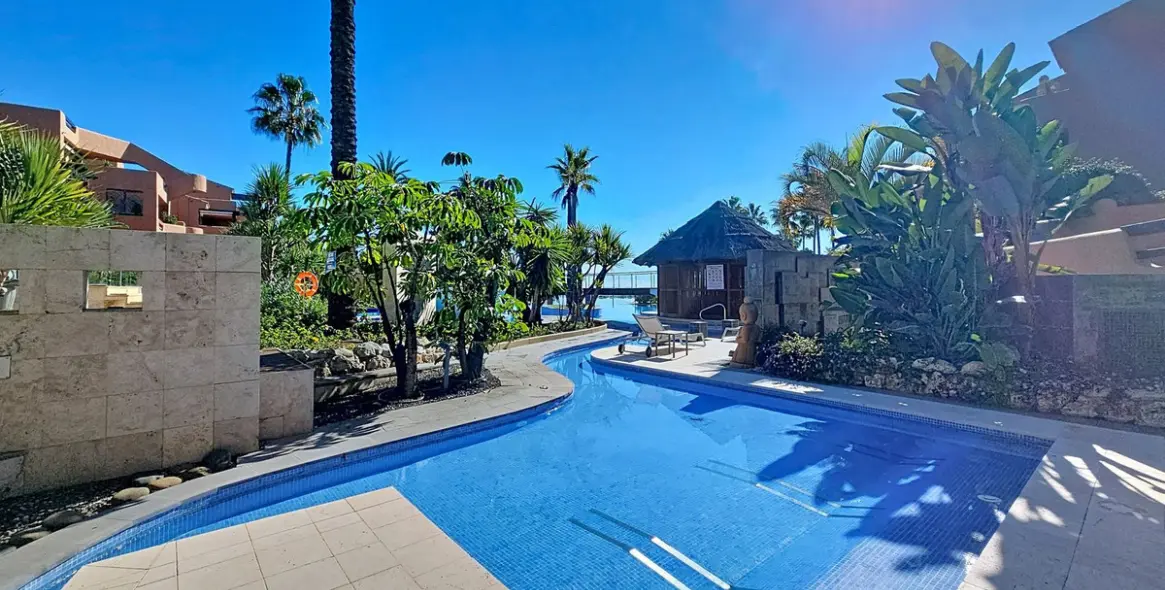 Продажа апартаментов на первом этаже в Estepona 29