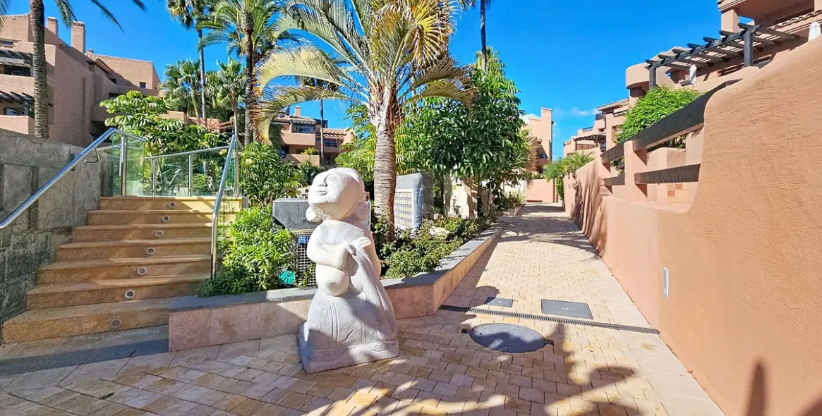 Продажа апартаментов на первом этаже в Estepona 35