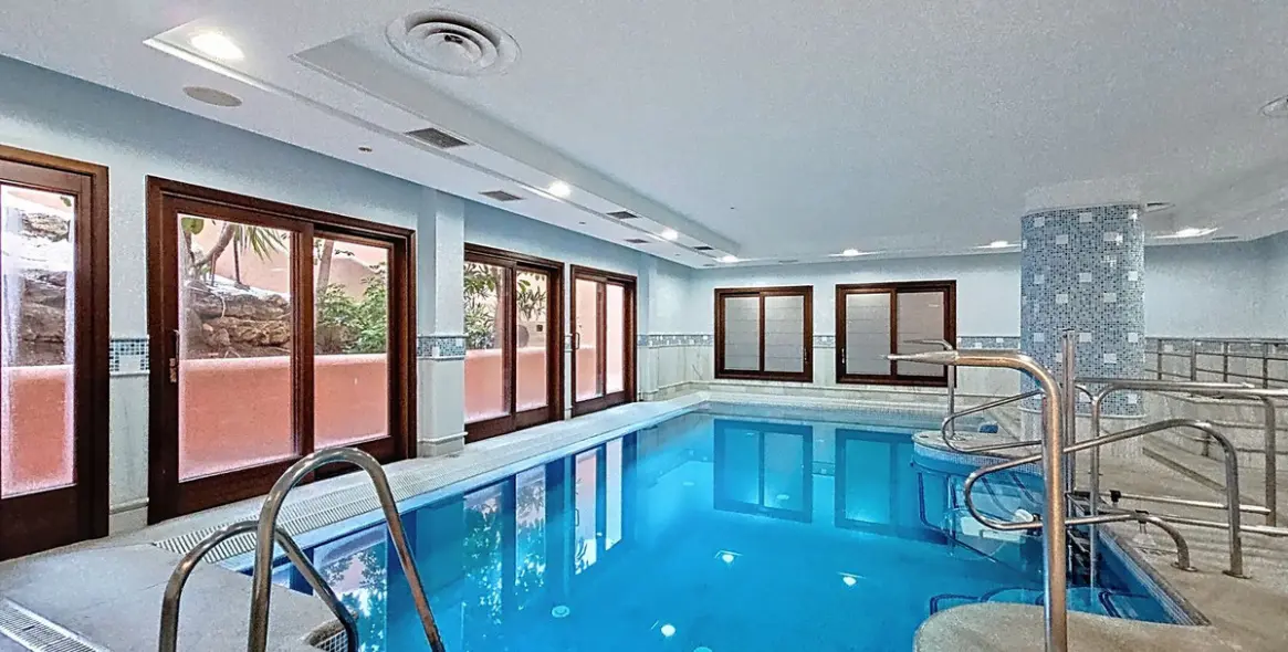 Продажа апартаментов на первом этаже в Estepona 37