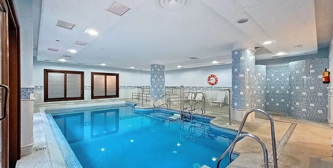 Продажа апартаментов на первом этаже в Estepona 38