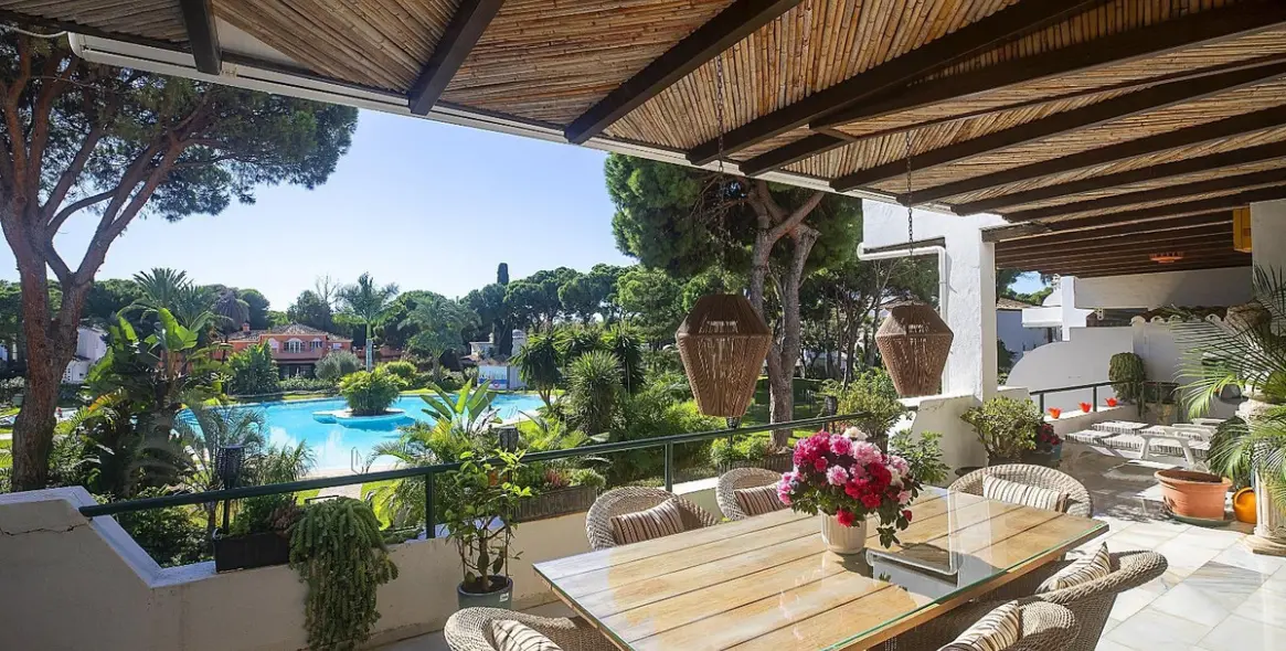 Sale of middle floor apartment in El Presidente 1