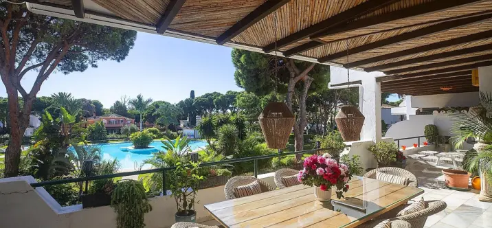 Sale of middle floor apartment in El Presidente 0