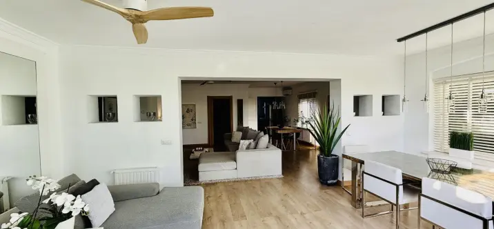 Sale of semi-detached house in Guadalmina Baja 0