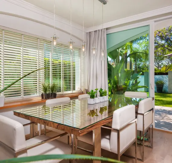 Sale of semi-detached house in Guadalmina Baja