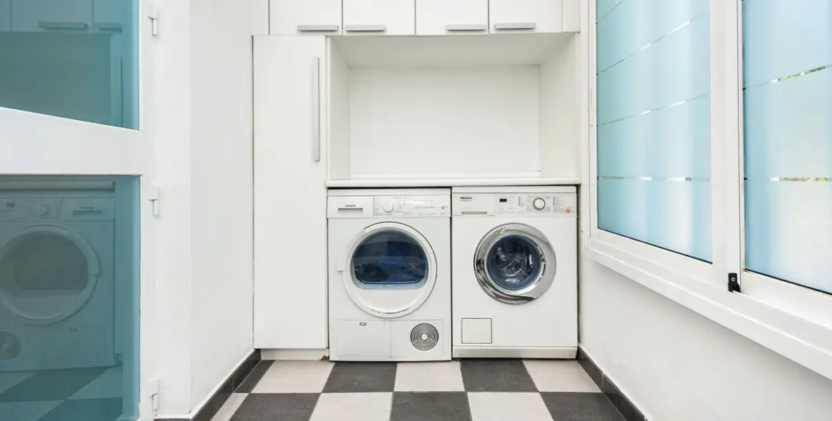 Sale of semi-detached house in Guadalmina Baja 16