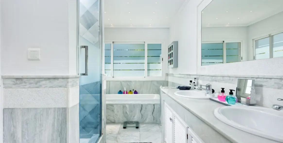 Sale of semi-detached house in Guadalmina Baja 21