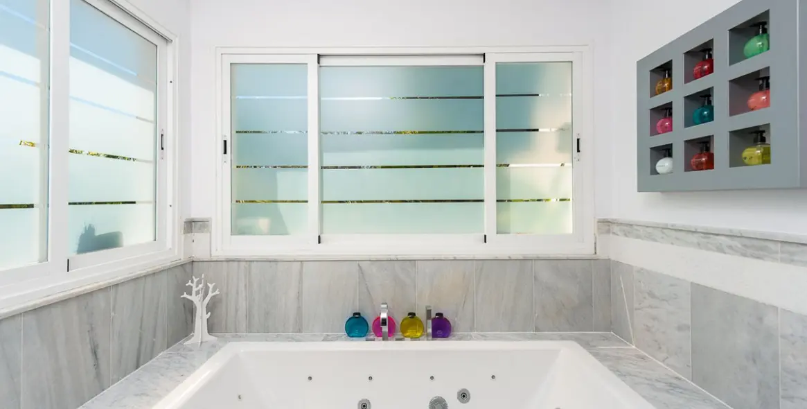 Sale of semi-detached house in Guadalmina Baja 22