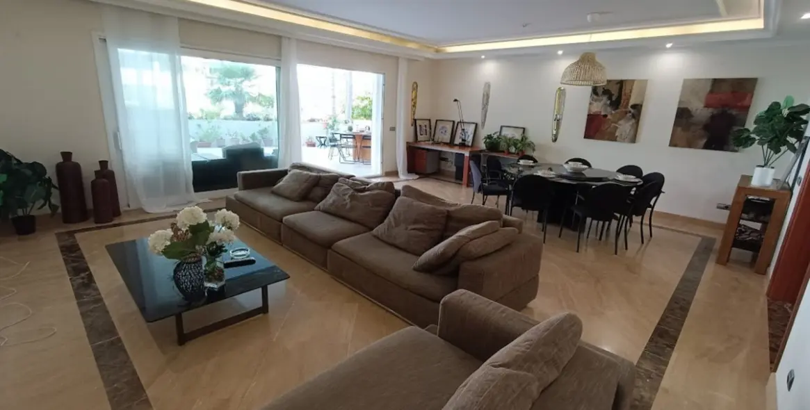 Продажа апартаментов на первом этаже в Puerto Banús 1